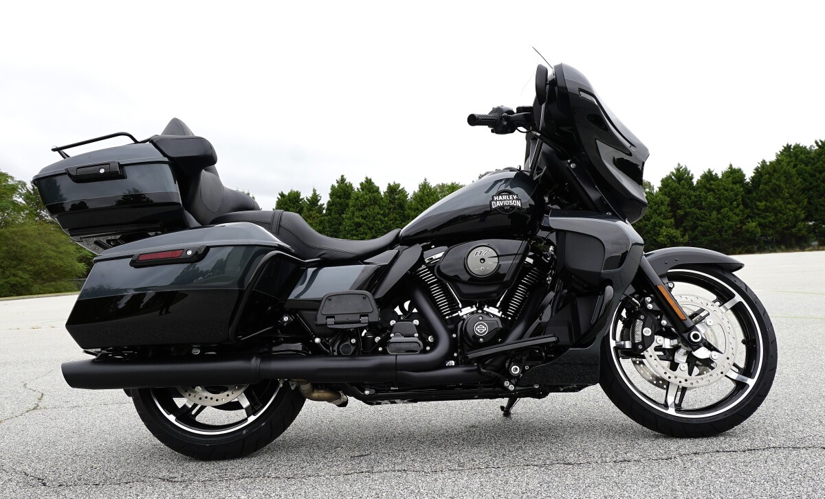 Street Glide Ultra