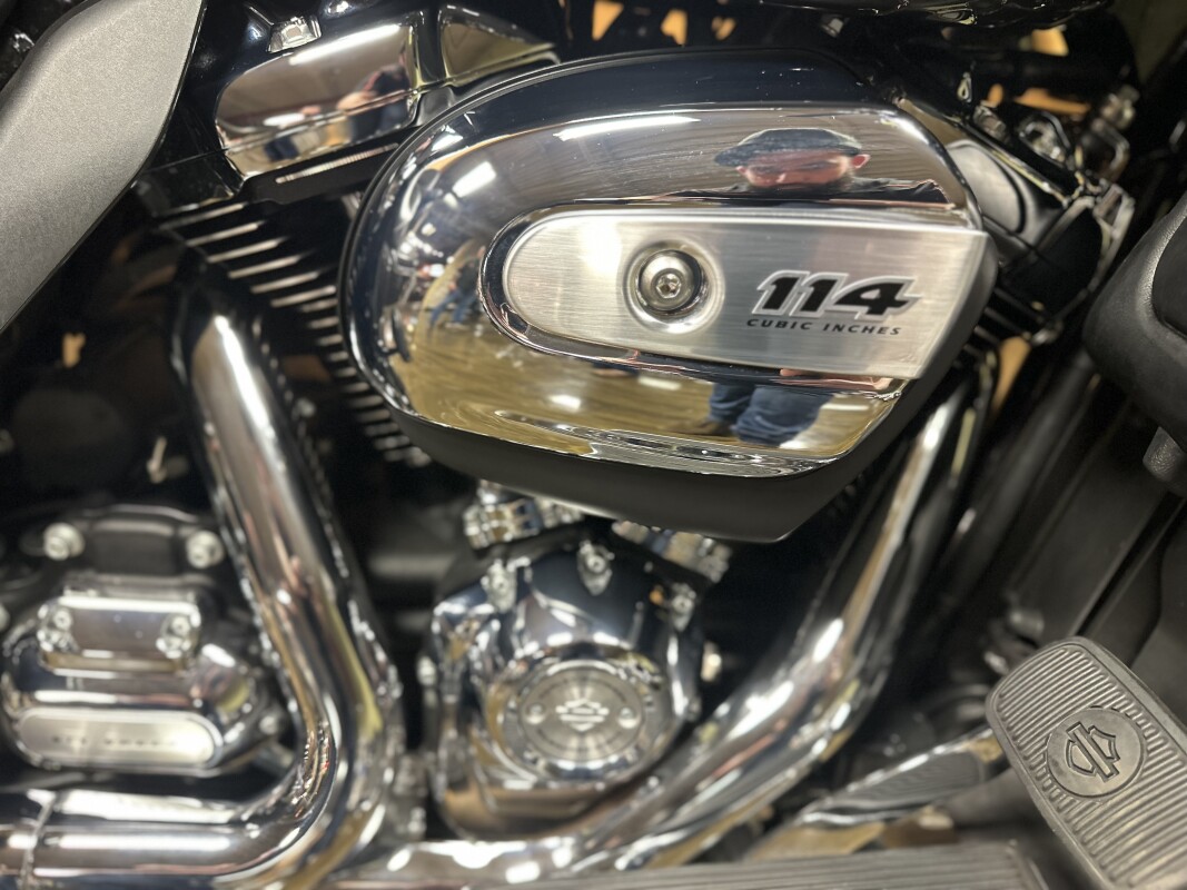 FLHTK 2023 Ultra Limited, photo 11