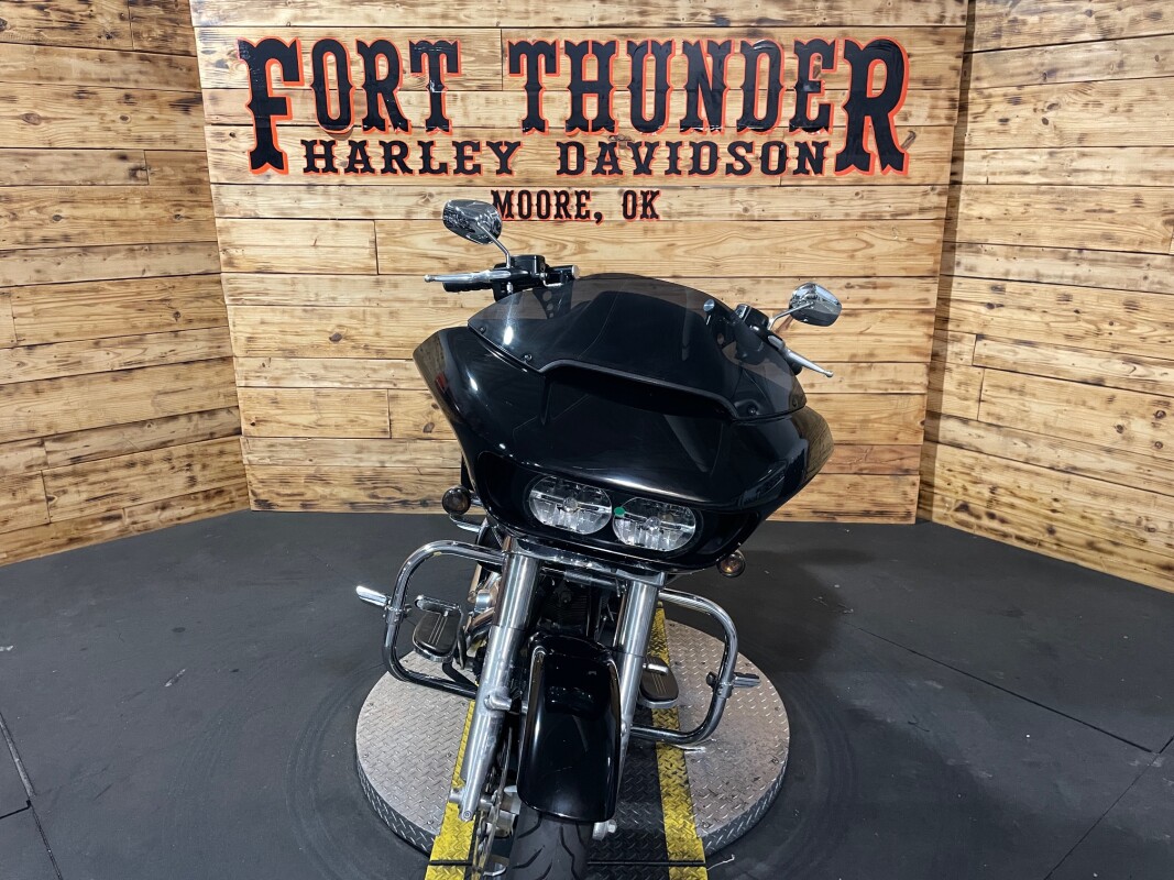 Harley-Davidson Road Glide 2016 FLTRX Vivid Black - Photo 4