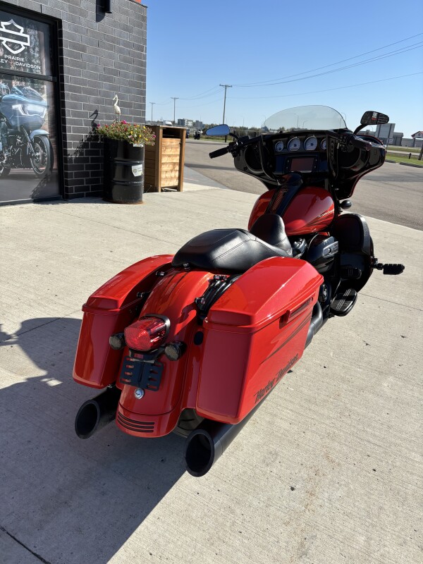 2017 Harley-Davidson Street Glide Special - Photo 7