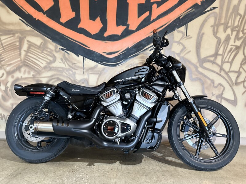 RH975 2022 Nightster™