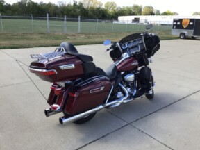 FLHTCUL 2015 Electra Glide® Ultra Classic® Low thumb 1