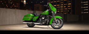 2015 Harley-Davidson® Street Glide® thumb 2