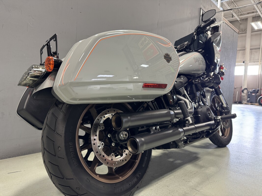 FXLRST 2024 Low Rider ST - Photo 8