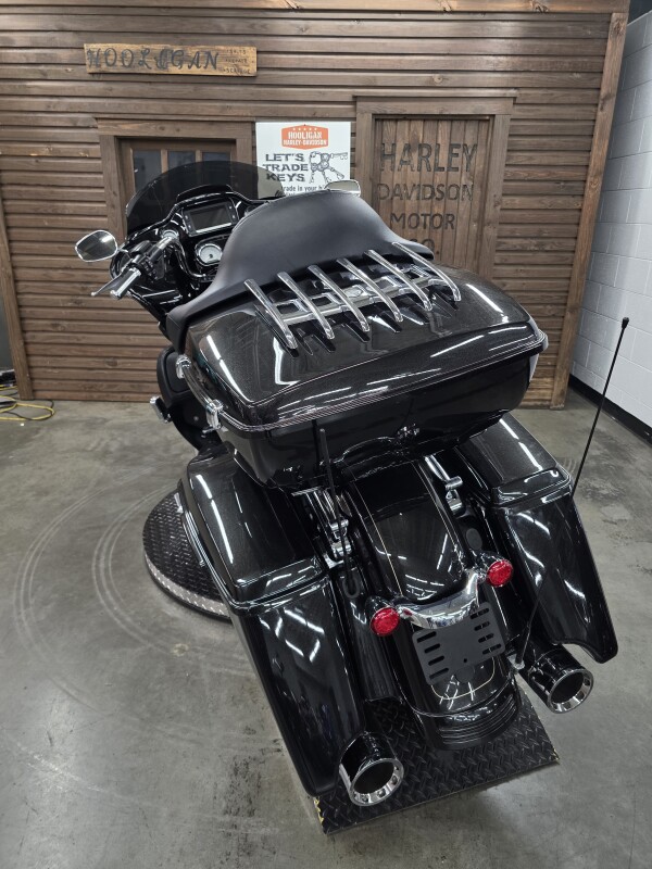 2016 Harley-Davidson Road Glide Special BLACK QUARTZ W/PINSTRIPE - Photo 4