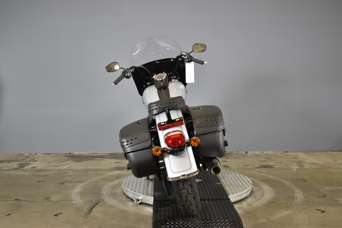 2024 Harley-Davidson Heritage Classic FLHCS - Photo 7