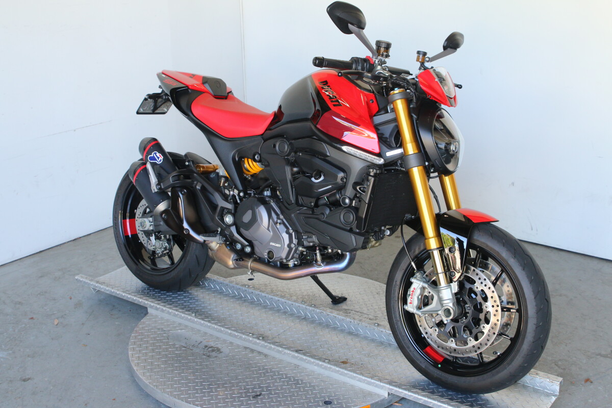 2023 Ducati Monster SP - Photo 2