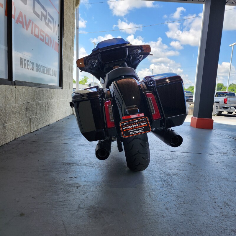 FLHX 2025 Street Glide - Photo 10