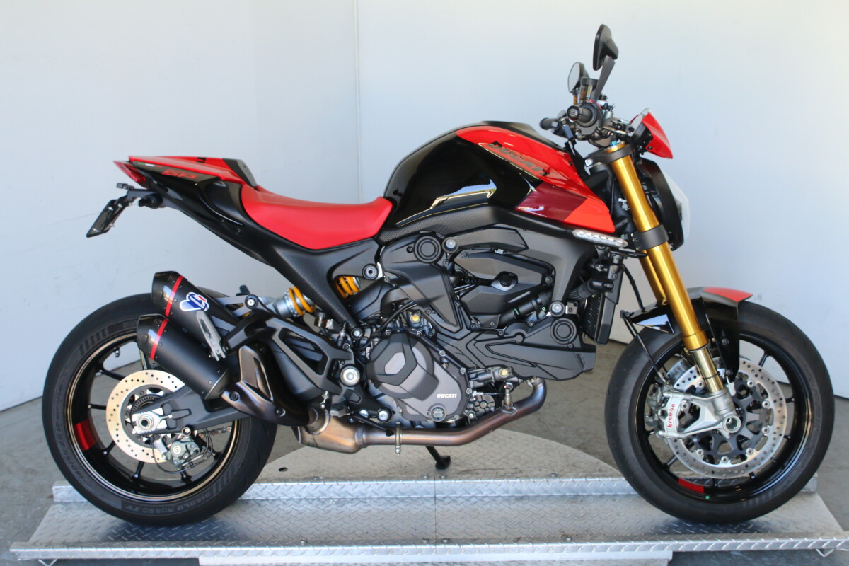 2023 Ducati Monster SP
