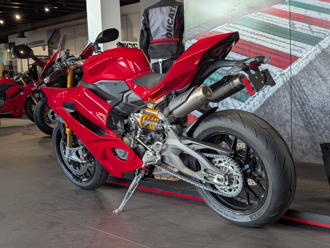 2026 Ducati Panigale V2S, photo 6