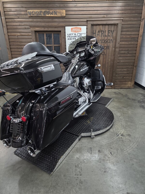 2016 Harley-Davidson Road Glide Special BLACK QUARTZ W/PINSTRIPE - Photo 3