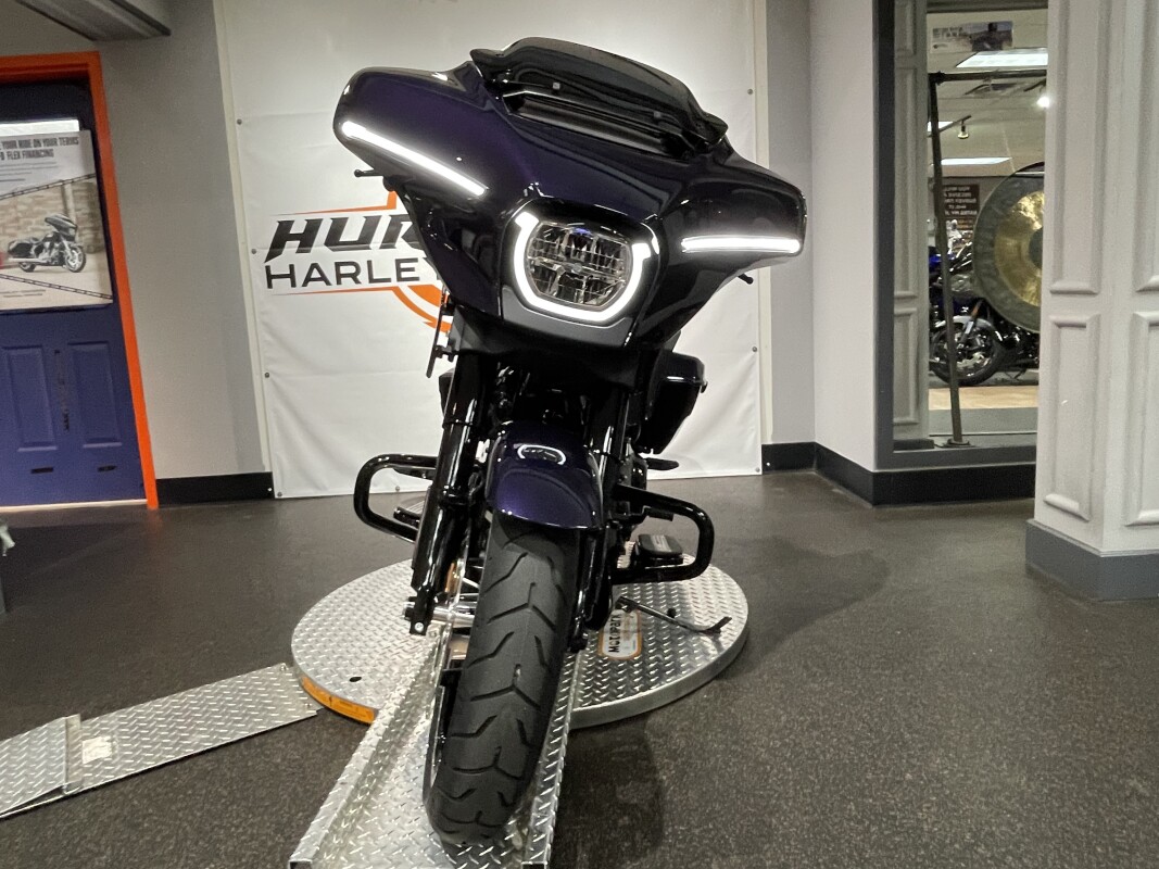 FLHX 2025 Street Glide - Photo 3