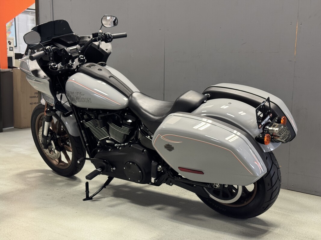 FXLRST 2024 Low Rider ST - Photo 6