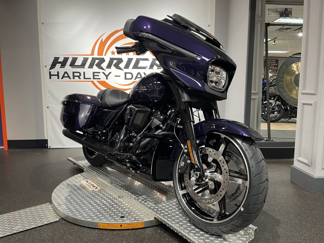 FLHX 2025 Street Glide - Photo 2