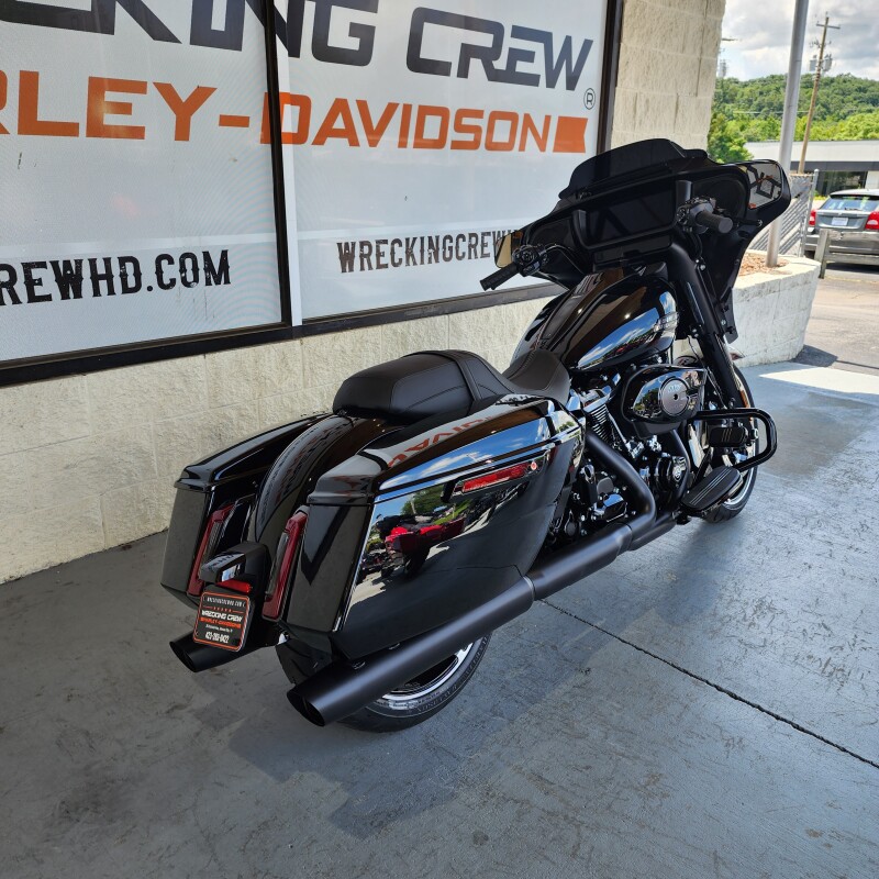 FLHX 2025 Street Glide - Photo 8