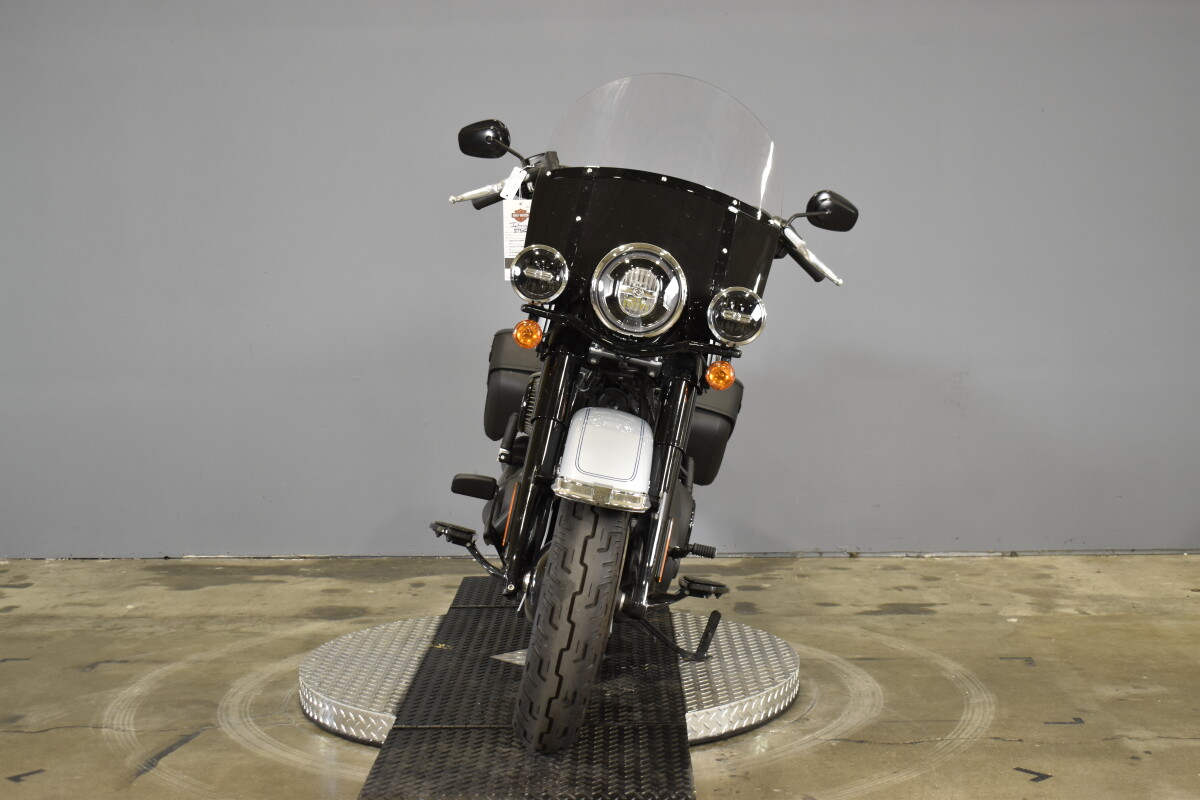 2024 Harley-Davidson Heritage Classic FLHCS - Photo 3