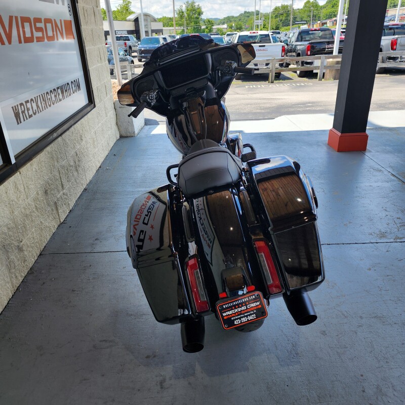 FLHX 2025 Street Glide - Photo 9