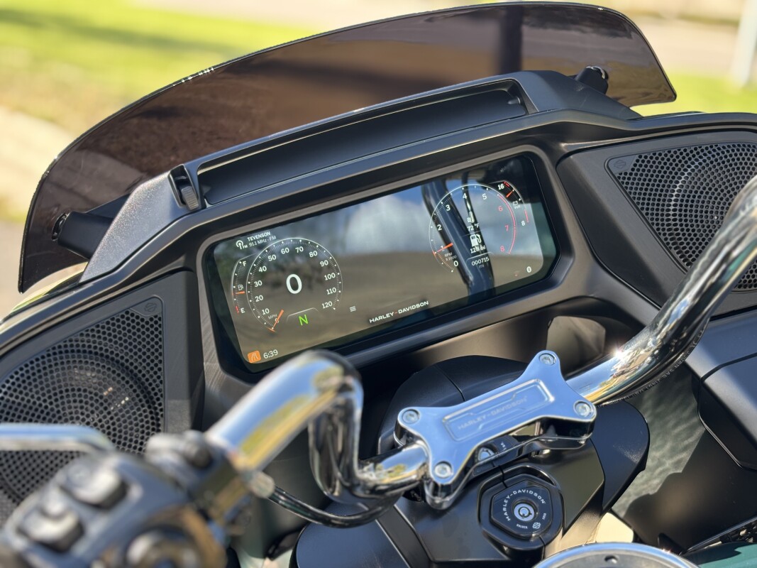 2024 Harley-Davidson Road Glide Alpine Green - Photo 10