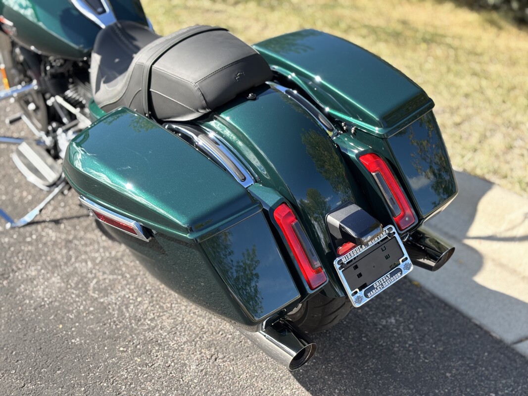 2024 Harley-Davidson Road Glide Alpine Green - Photo 9