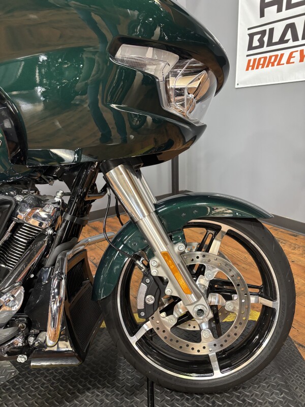 2024 Harley-Davidson Road Glide ALPINE GREEN - Photo 6