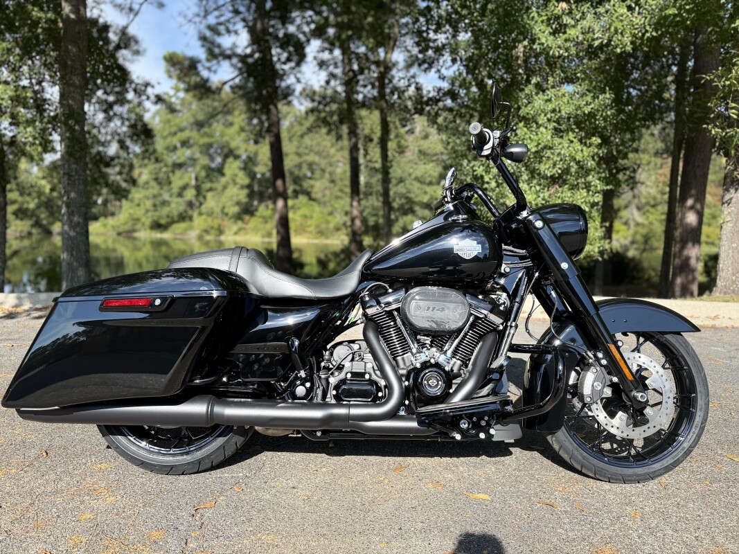 FLHRXS 2025 Road King Special - Photo 9