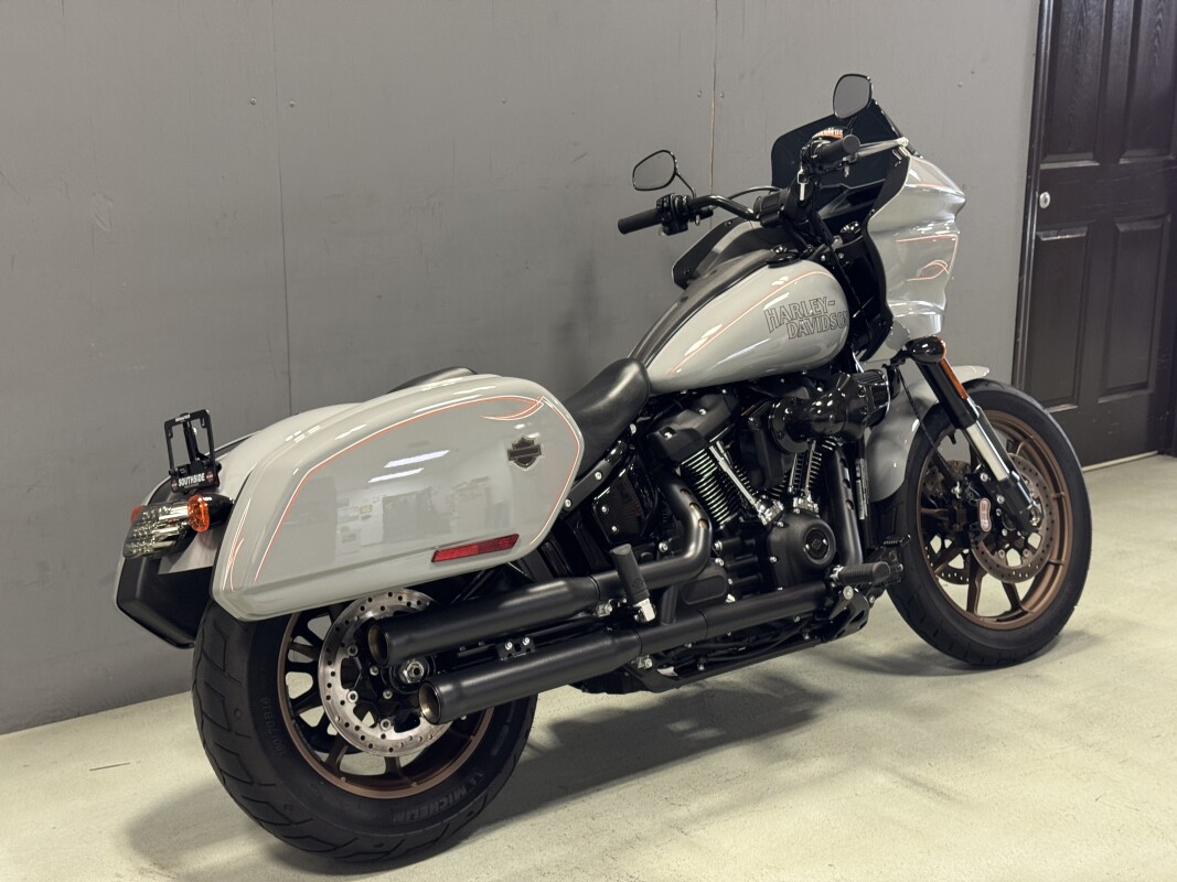 FXLRST 2024 Low Rider ST - Photo 5