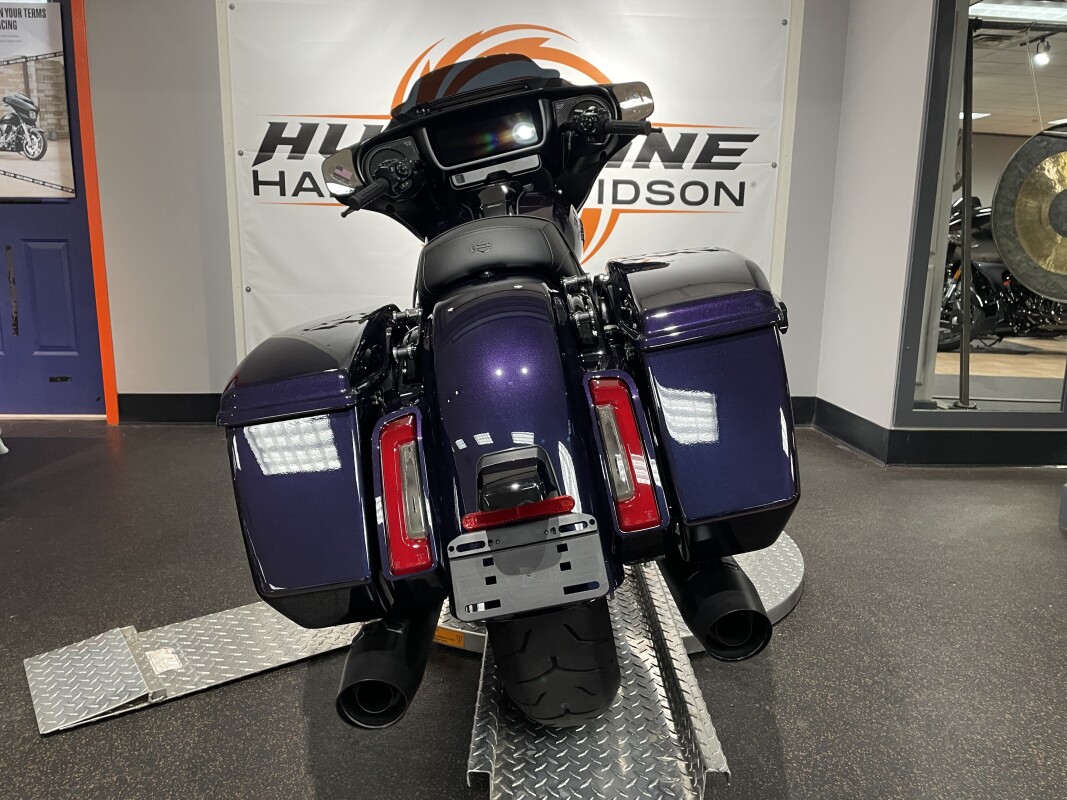 FLHX 2025 Street Glide - Photo 8