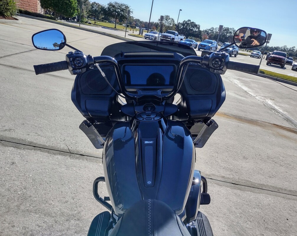 Road Glide - Photo 6