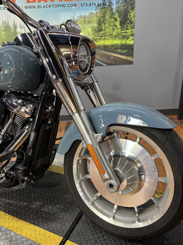 2024 Harley-Davidson Fat Boy 114 SHARKSKIN BLUE - Photo 6