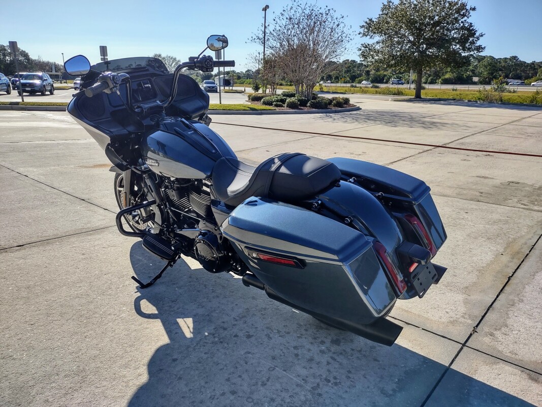 Road Glide - Photo 7