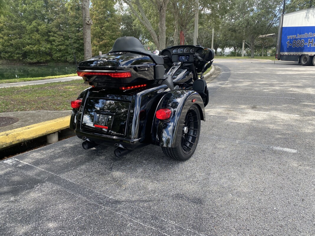 2025 Harley-Davidson Tri Glide Ultra - Photo 6