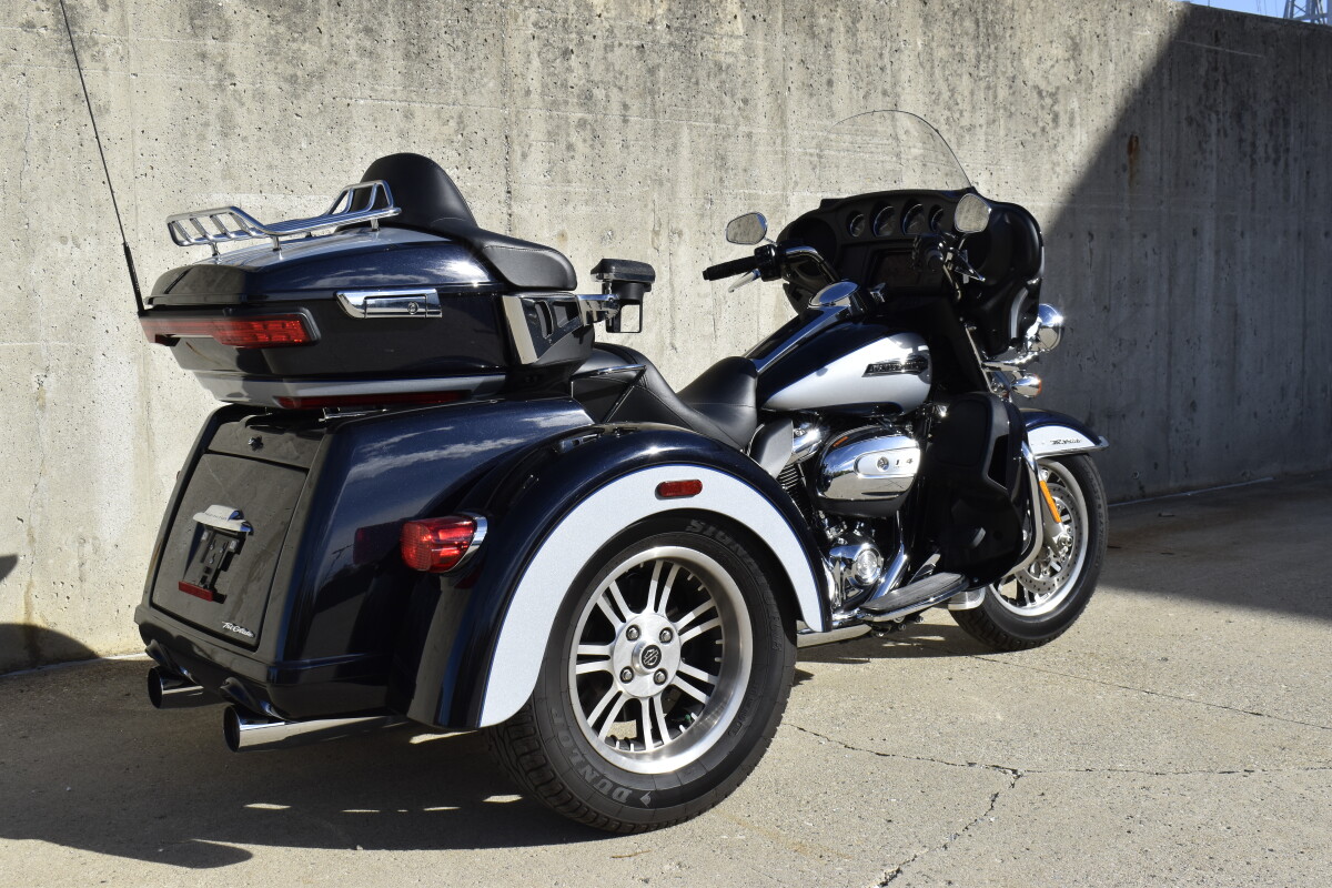 2020 Harley-Davidson Tri Glide Ultra FLHTCUTG - Photo 9
