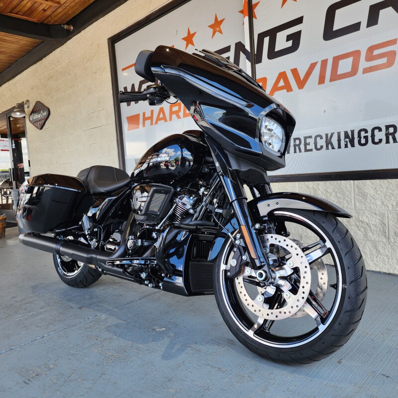 FLHX 2025 Street Glide - Photo 5