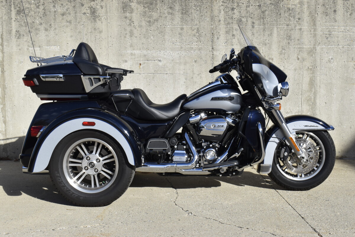2020 Harley-Davidson Tri Glide Ultra FLHTCUTG