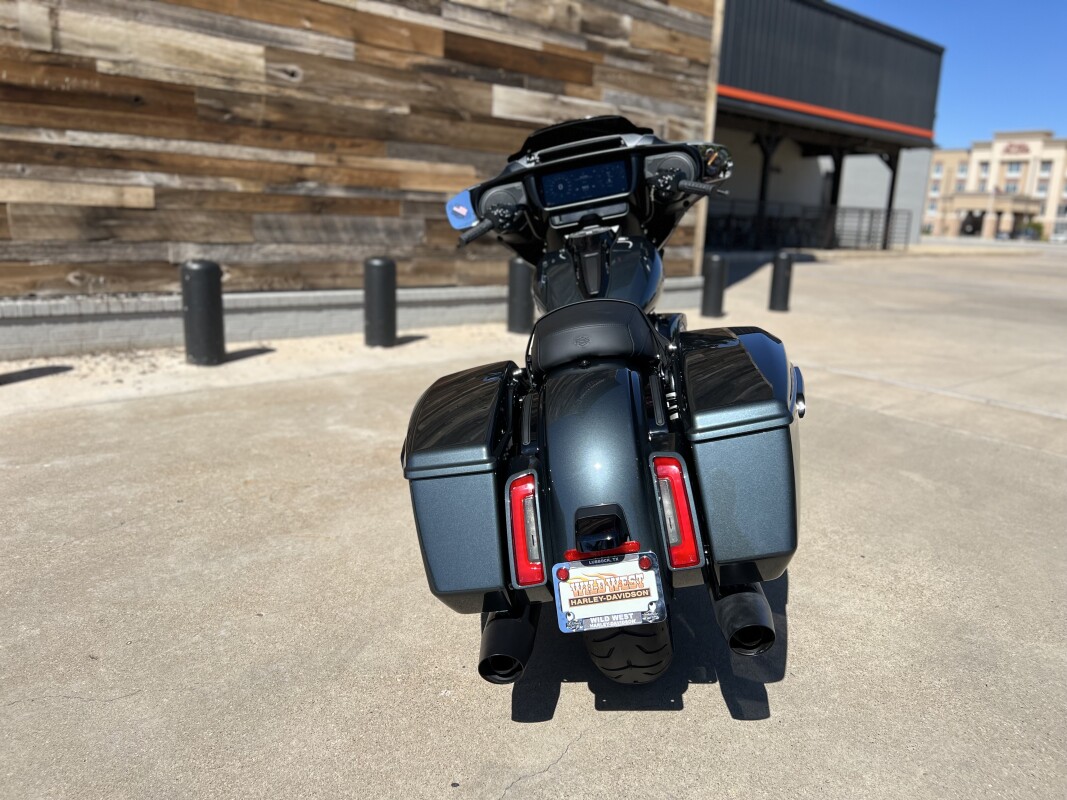 2025 Harley-Davidson Street Glide Iron Horse Metallic - Black Finish - Photo 7