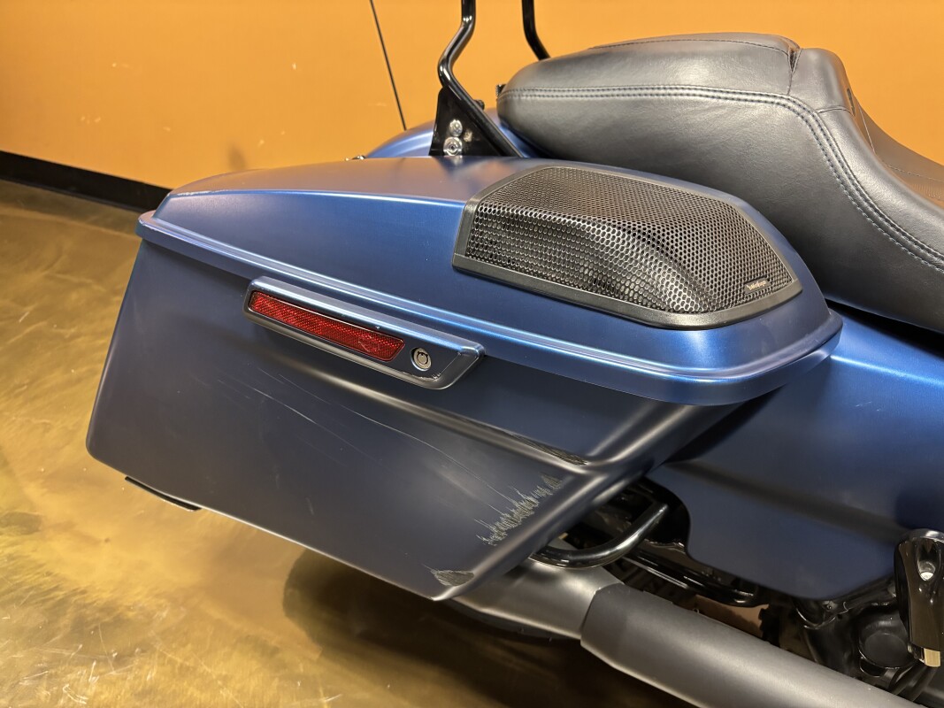 FLHXSANX 2018 Street Glide Special Anniversary - Photo 9