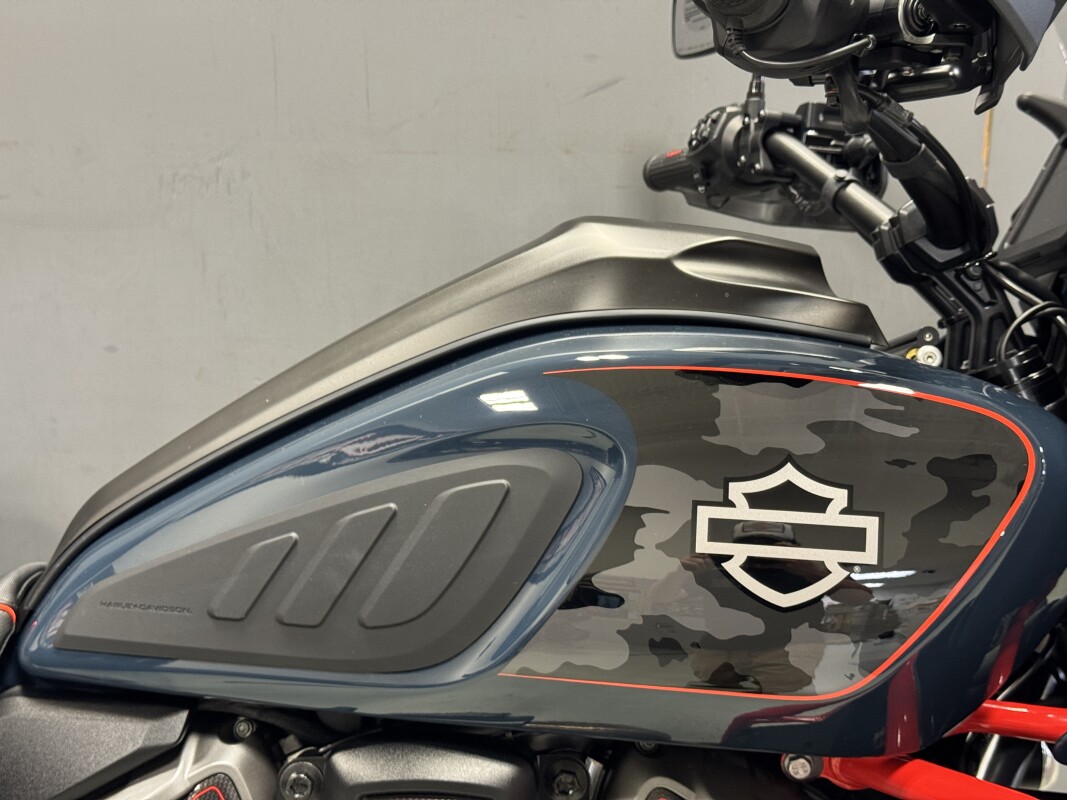 RA1250SE 2025 CVO Pan America - Photo 10