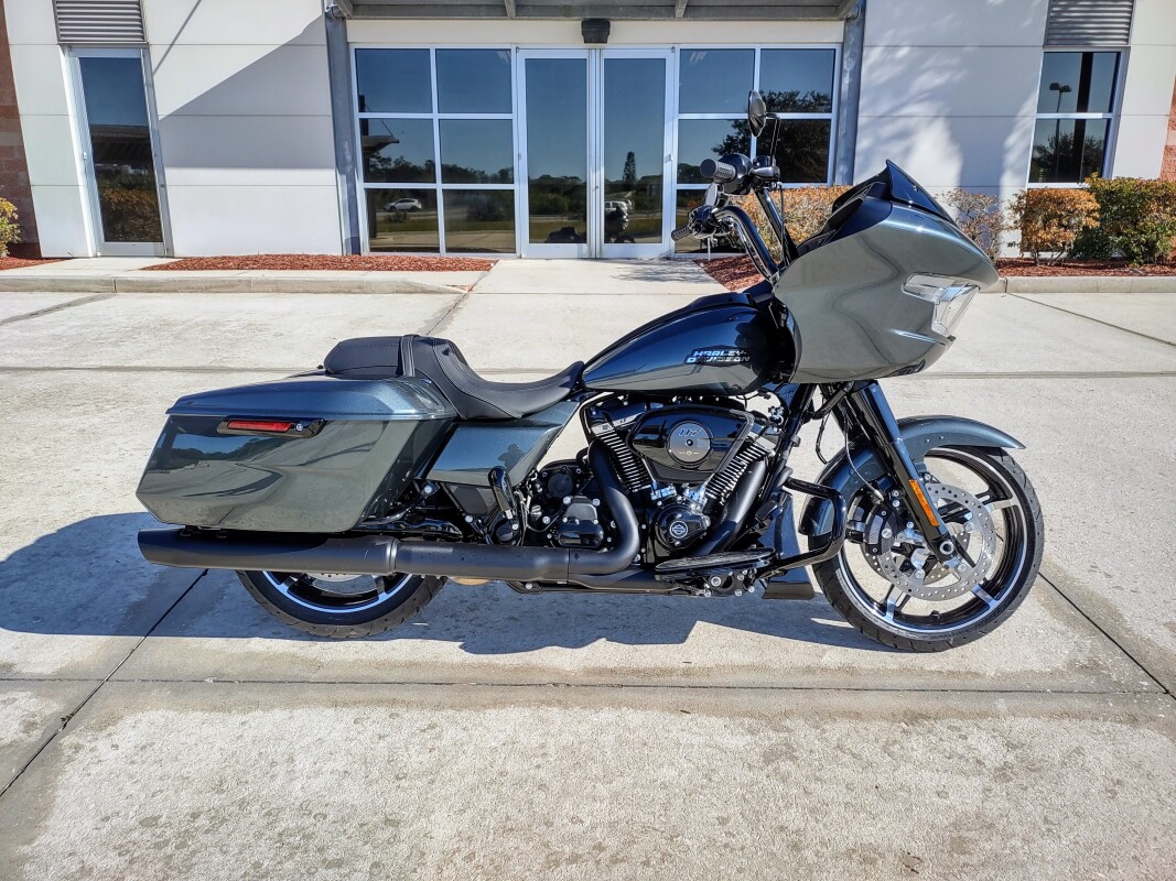 Road Glide - Photo 2