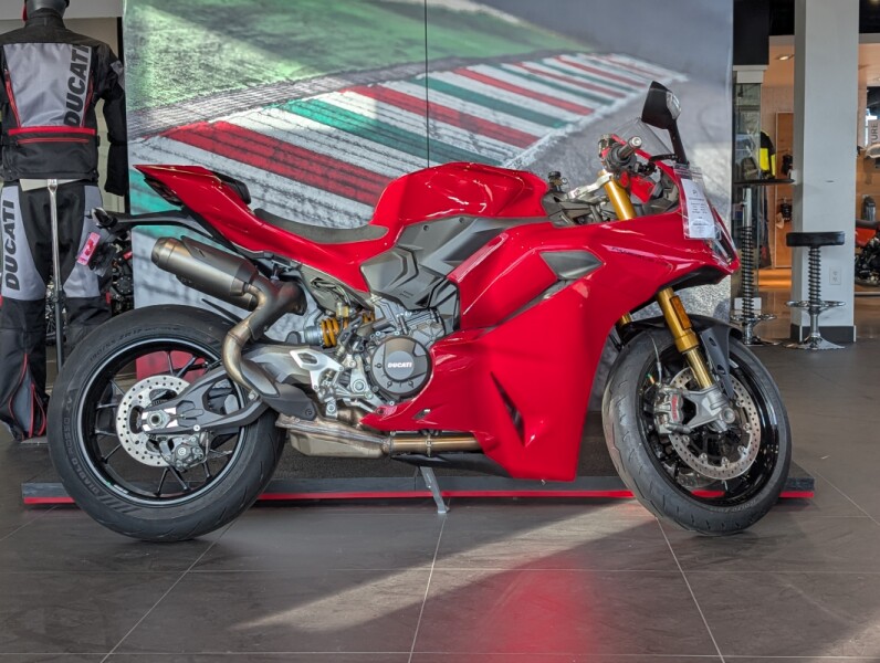 2026 Ducati Panigale V2S
