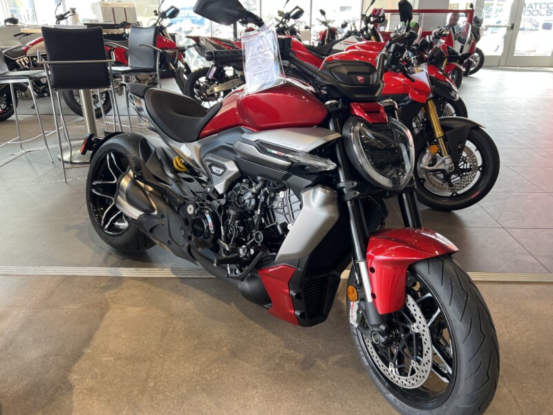 2026 Ducati XDiavel V4