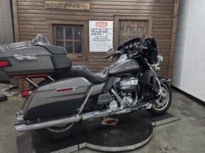 2018 Harley-Davidson® Ultra Limited INDGRYDNM/BLKDM W/PINSTRIPE thumb 3