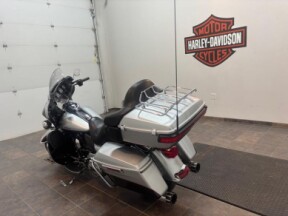 2015 Harley-Davidson® Ultra Limited Two-Tone Brilliant Silver Pearl/Vivid Black thumb 1