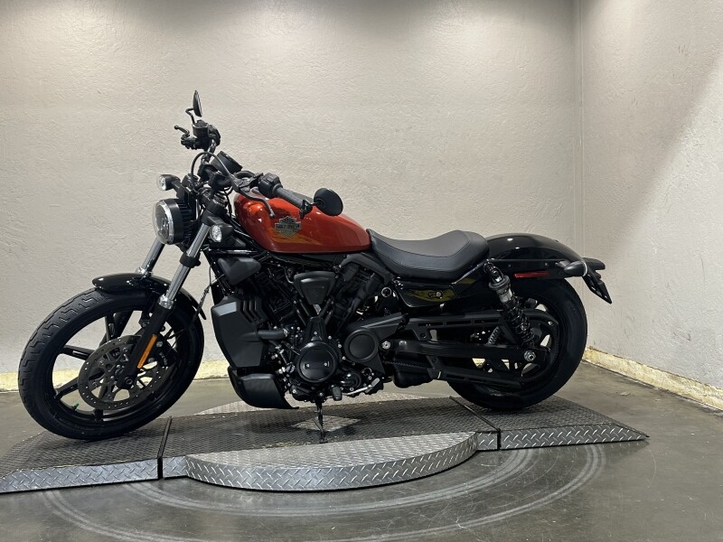 Harley-Davidson Nightster 2025 RH975 84630960DT WHISKEY FIRE - Photo 6