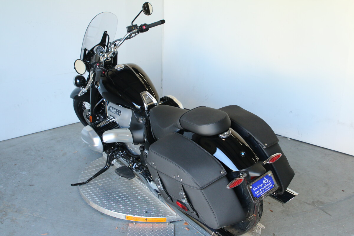 2025 BMW R 18 Classic - Photo 6