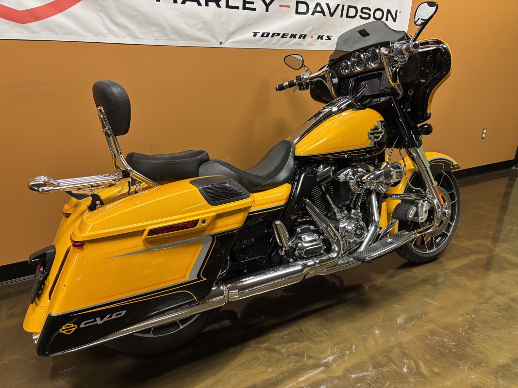FLHXSE 2022 CVO Street Glide - Photo 3