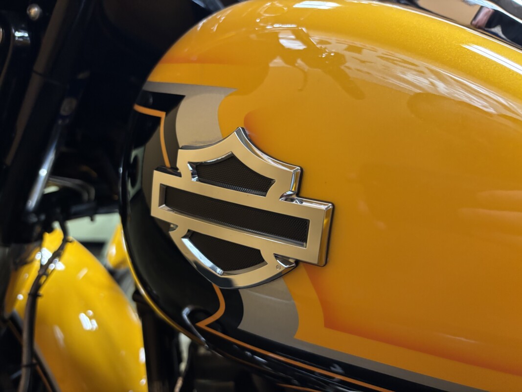 FLHXSE 2022 CVO Street Glide - Photo 8