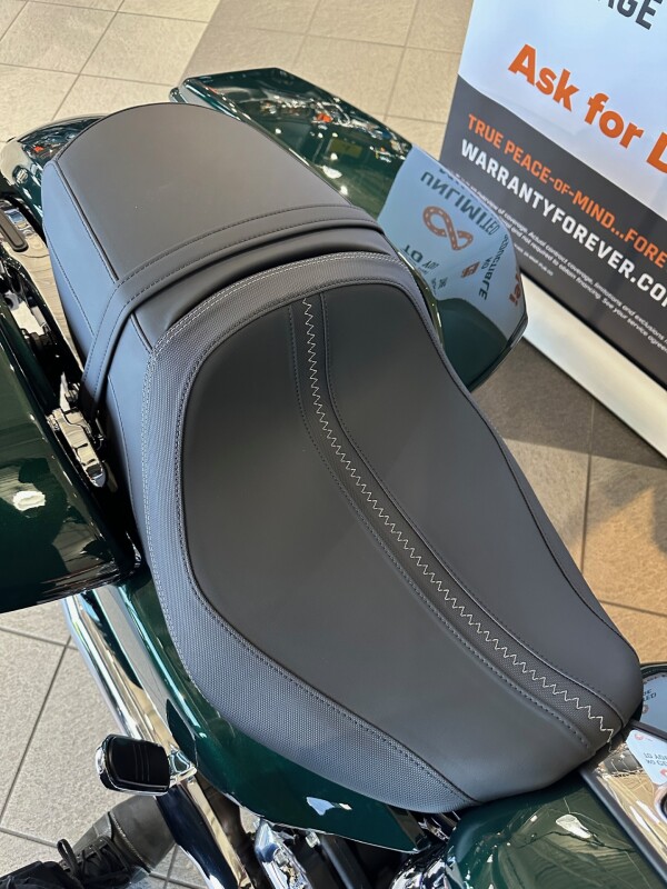 FLTRX 2024 Road Glide Fall Sale!!! - Photo 7