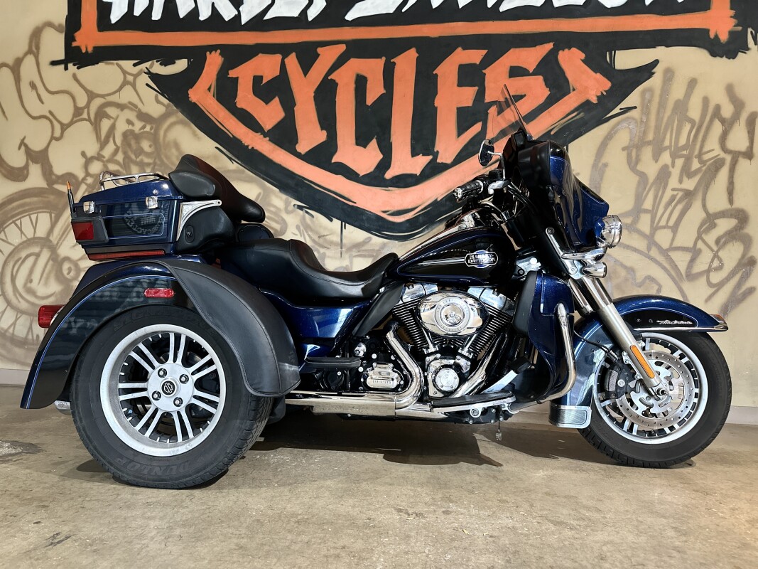 FLHTCUTG 2013 Tri Glide Ultra Classic