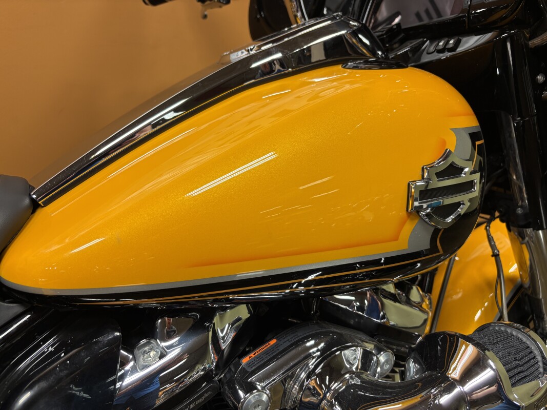 FLHXSE 2022 CVO Street Glide - Photo 6