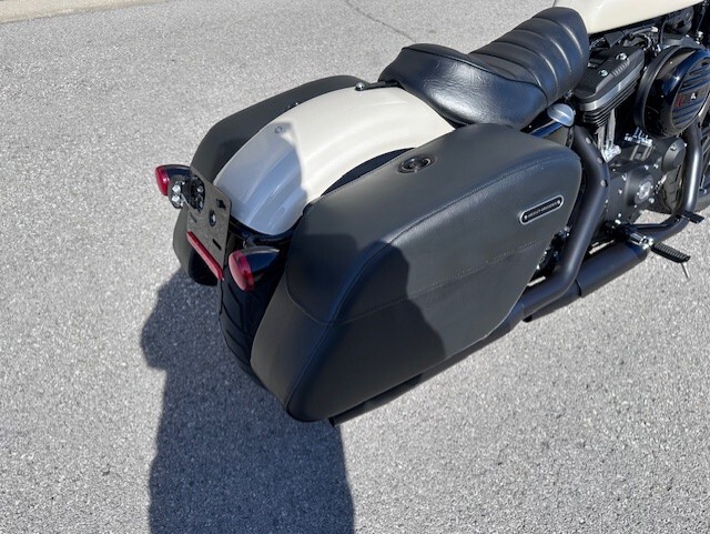 2022 Iron 883 Sportster - Photo 3